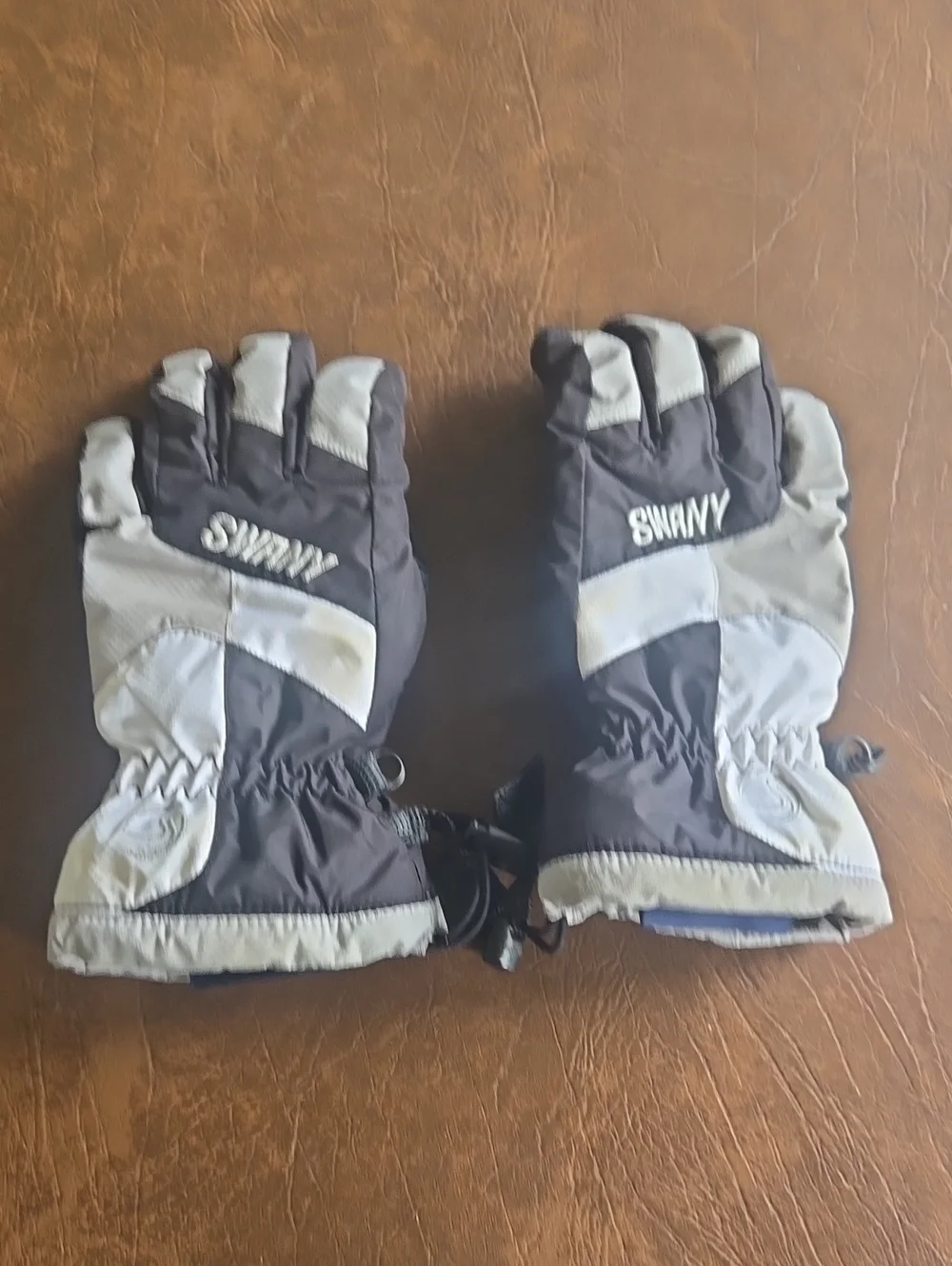 Kids Swany Black & Gray Insulated Winter Gloves